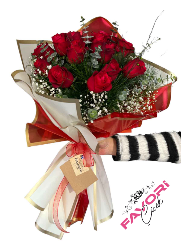 15 Kırmızı Gül Buketi