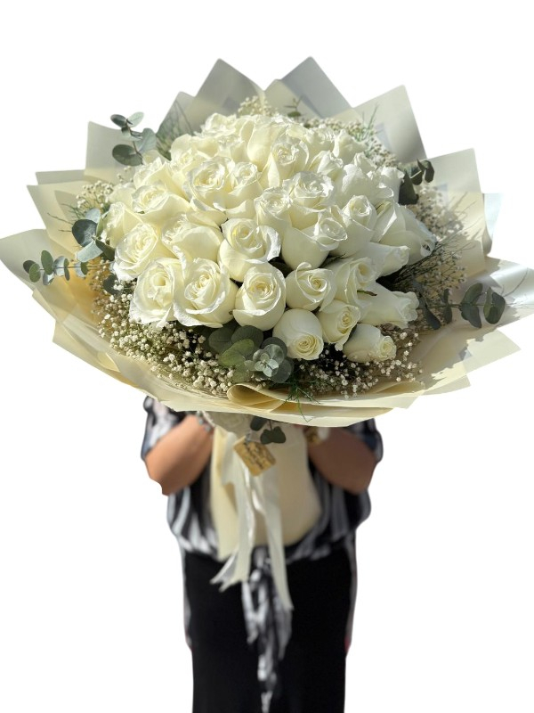 41 Kere Maşallah: İthal Beyaz Gül Buketi